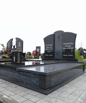 Памятник двойной 151